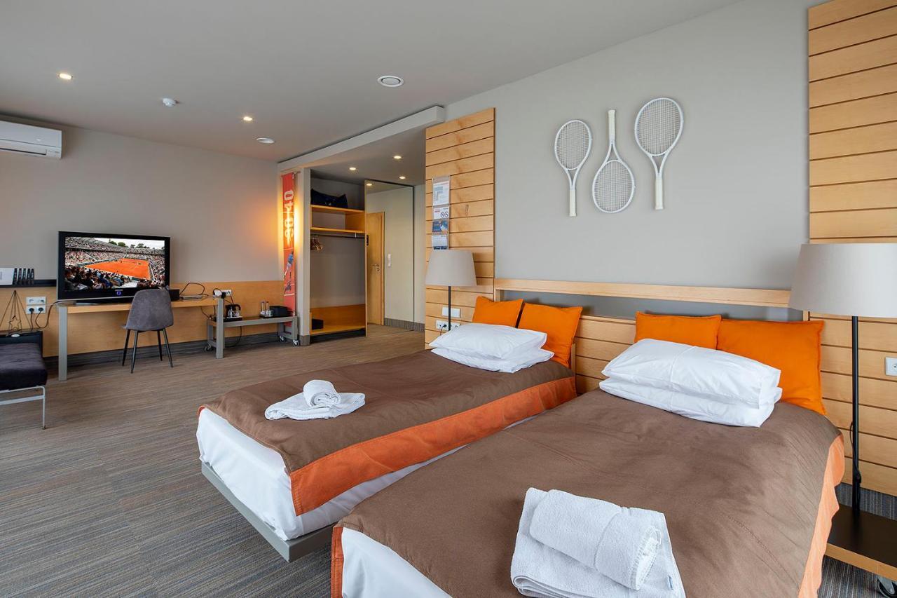 Hotel Restauracja Tenis Kortowo Poznaň Exteriér fotografie