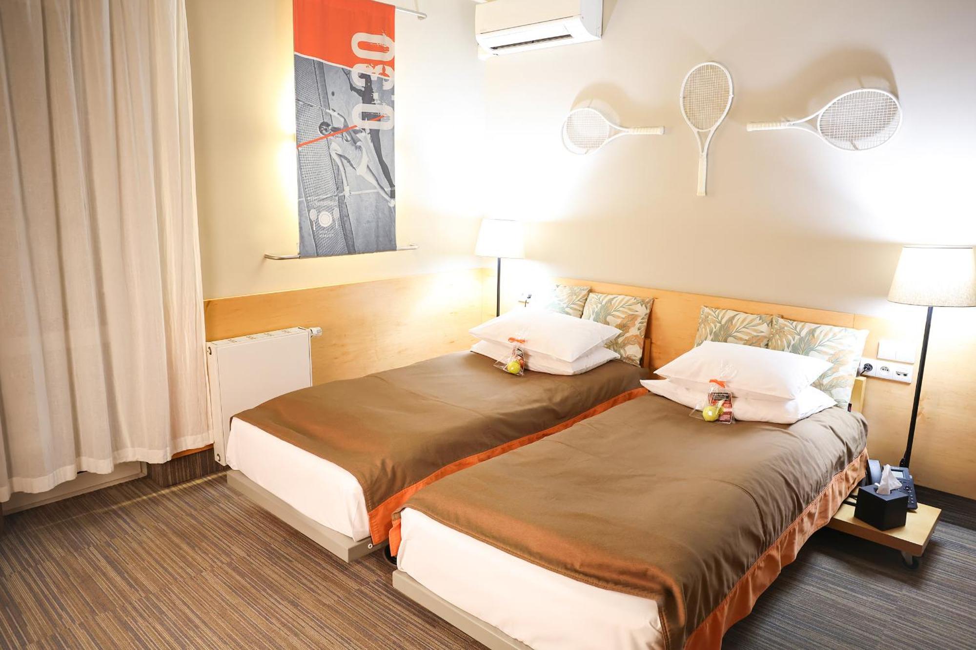 Hotel Restauracja Tenis Kortowo Poznaň Exteriér fotografie