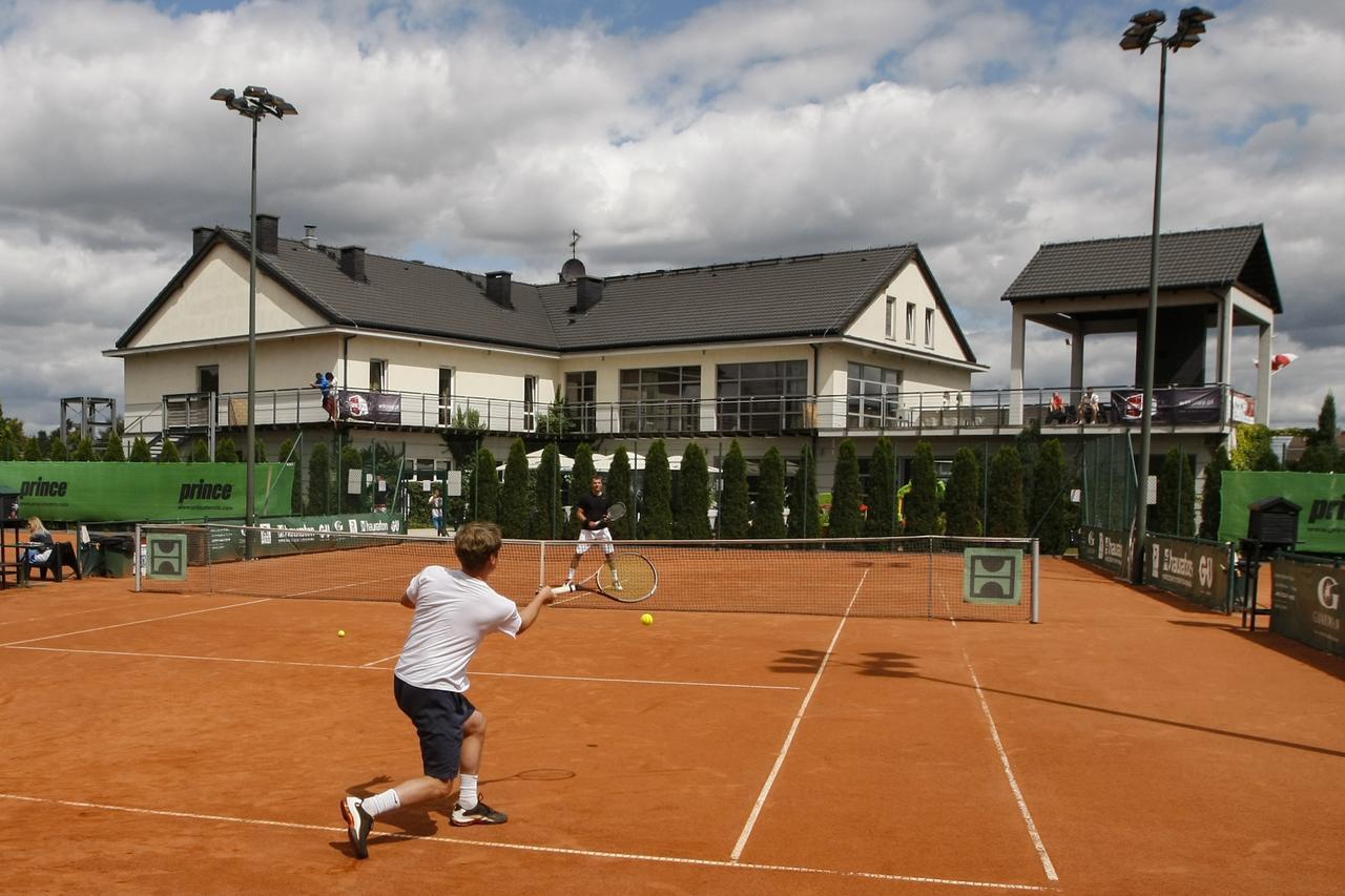 Hotel Restauracja Tenis Kortowo Poznaň Exteriér fotografie
