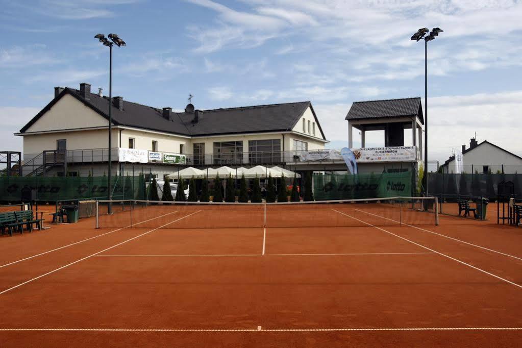 Hotel Restauracja Tenis Kortowo Poznaň Exteriér fotografie