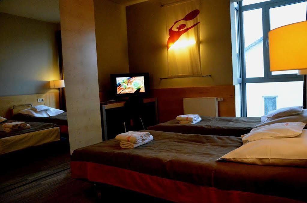 Hotel Restauracja Tenis Kortowo Poznaň Exteriér fotografie